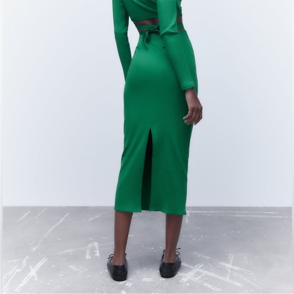 NWT ZARA RIBBED MIDI SKIRT GREEN Sz XL - Picture 2 of 9